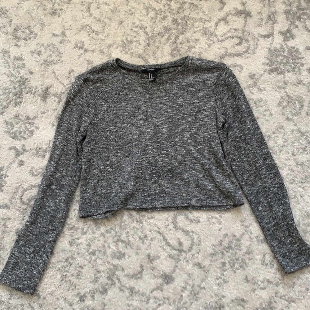 Forever 21 grey/black soft Long-sleeve size S